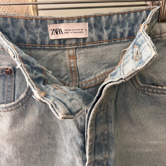 ZARA high waisted cropped mom jean - Picture 3 of 3
